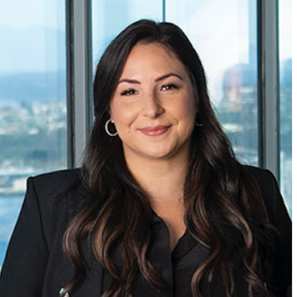 Amelia Chavez | John L. Scott Real Estate | Bellevue Main