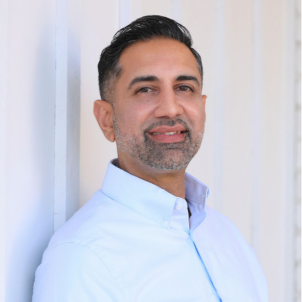 Amit Jouhal | John L. Scott Real Estate | Kent North