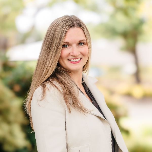 Cindy Thackery | John L. Scott Real Estate | Beaverton - Sunset Corridor