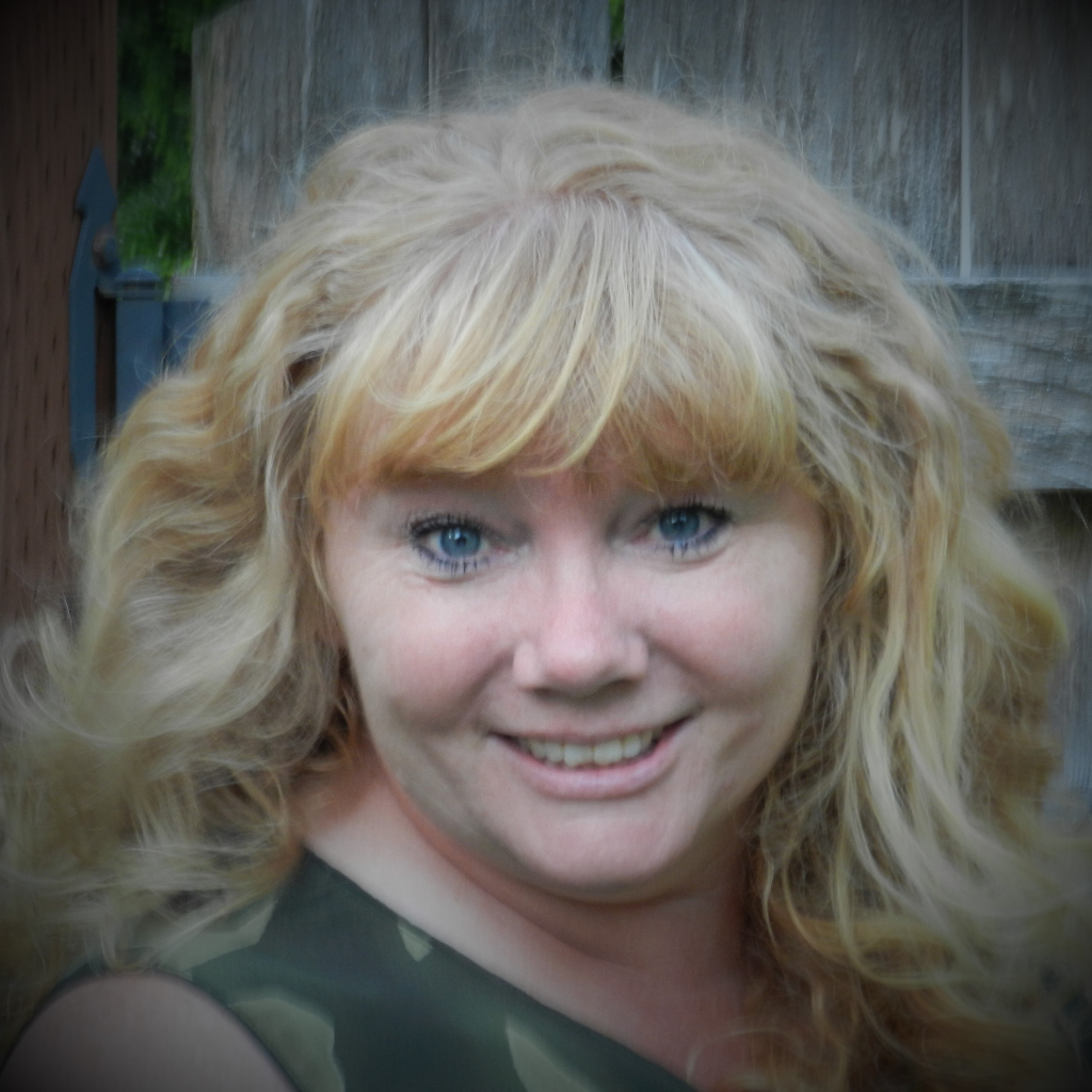 Stephanie Campion | John L. Scott Real Estate | Orting