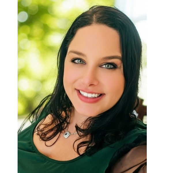 Tori DuBois | John L. Scott Real Estate | Seaside