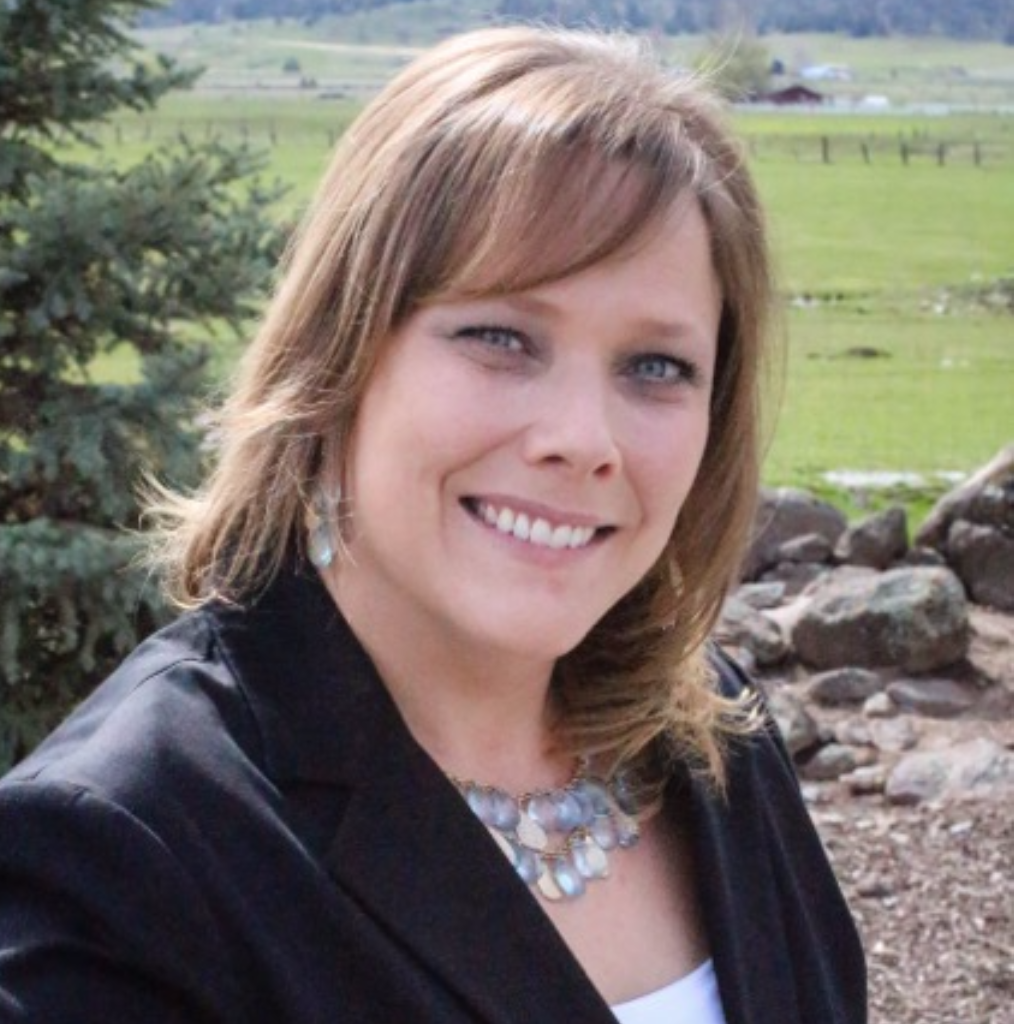 Tracy Kutzkey-Cash | John L. Scott Real Estate | Siskiyou